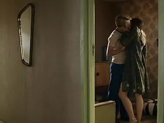 小さなブロンドの驚きは、散歩に出席し、彼女の恋人です 女の子 の ため の エロ 動画