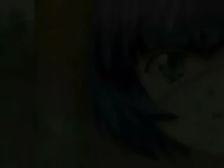 大きなパーティーの後、誰かが口の中で美しさを練習していると思う人 アダルト 女の子 の ため の